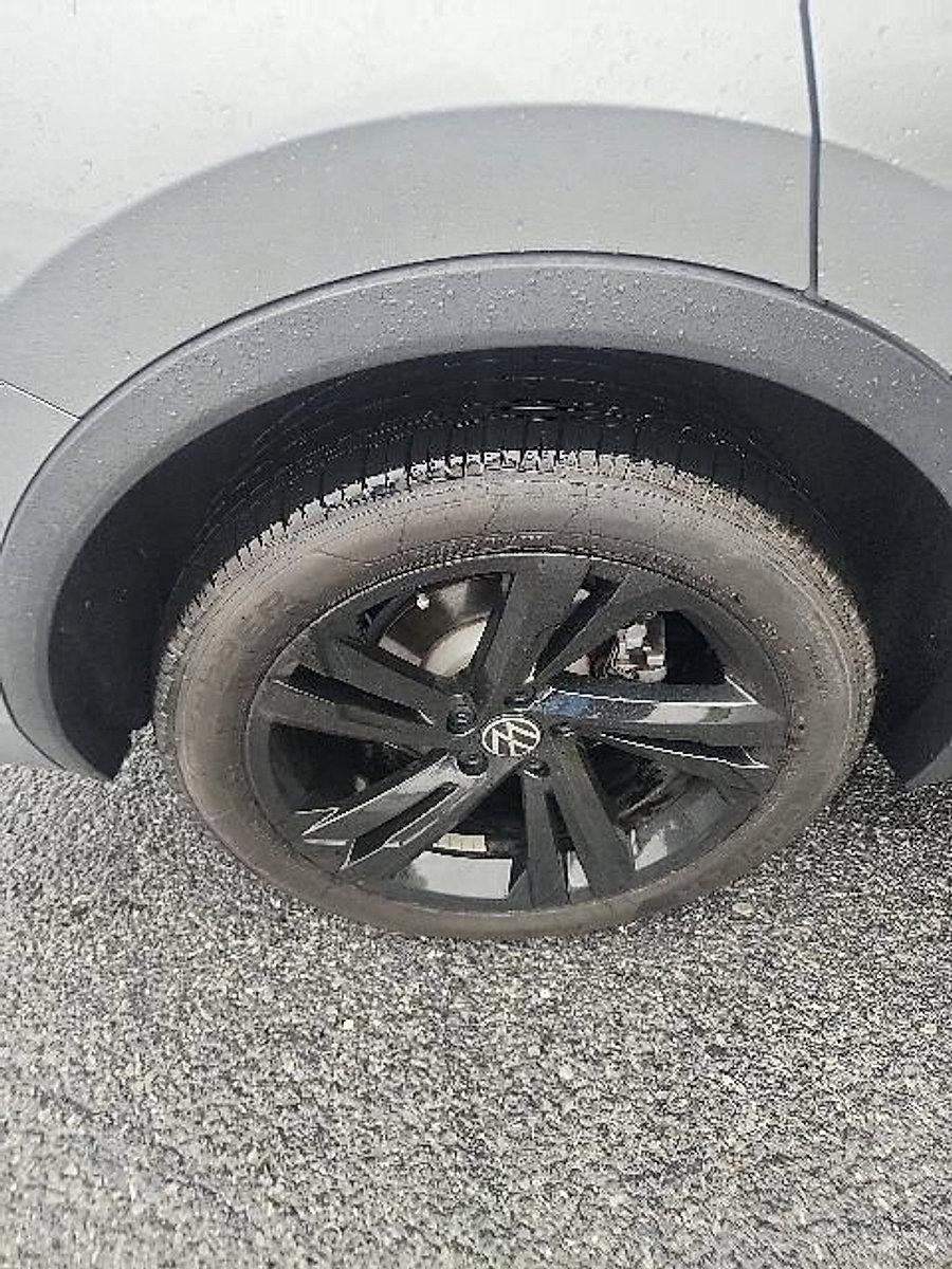 2023 Volkswagen Tiguan 2.0T SE R-Line Black FWD