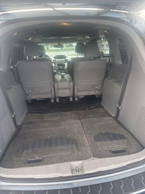 2014 Honda Odyssey Touring with DVD Rear Entertainment System and Navigation