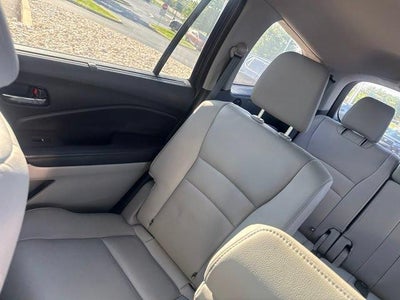 2016 Honda Pilot AWD Touring with DVD Rear Entertainment System and Navigation