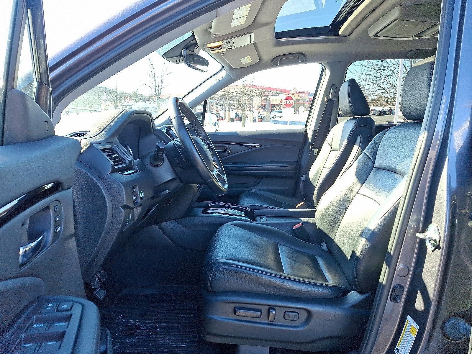 2020 Honda Pilot Touring 8-Passenger AWD