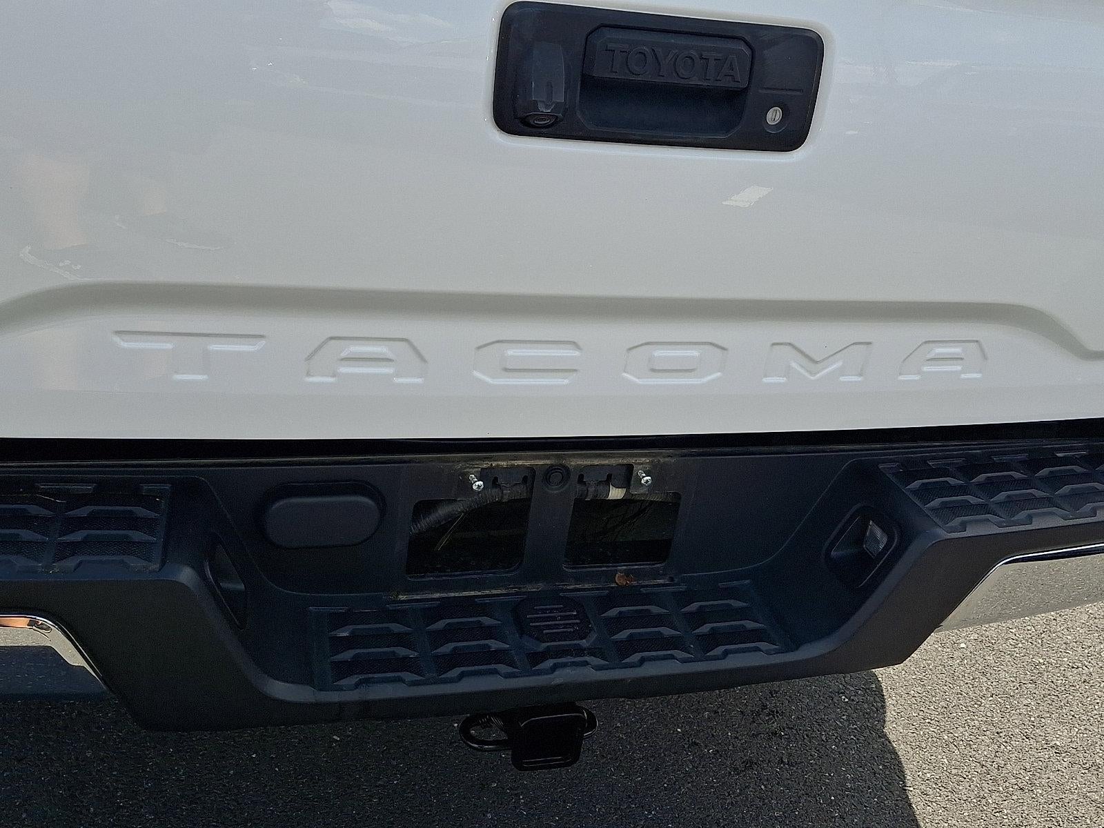 2017 Toyota Tacoma SR5 Access Cab 6' Bed V6 4x4 AT (SE)