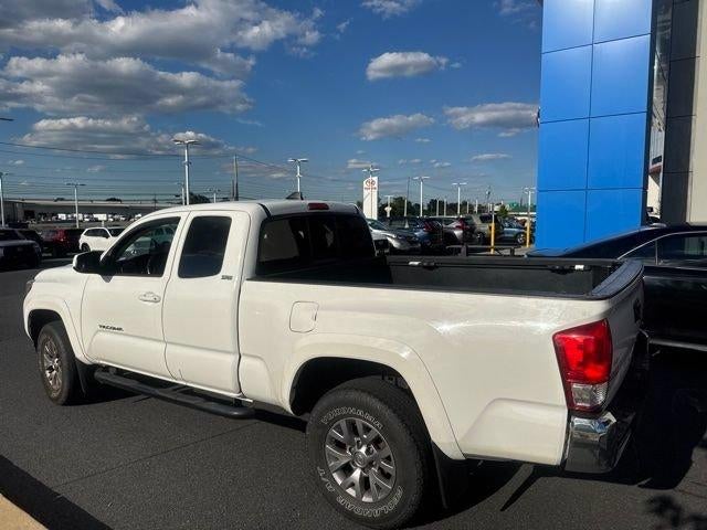 2017 Toyota Tacoma SR5 Access Cab 6' Bed V6 4x4 AT (SE)