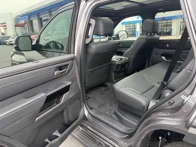 2026 Toyota Sequoia Limited 4WD (SE)