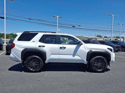 2025 Toyota 4Runner SR5 4WD (GS)