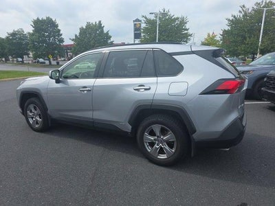 2022 Toyota RAV4 Hybrid XLE AWD (Natl)