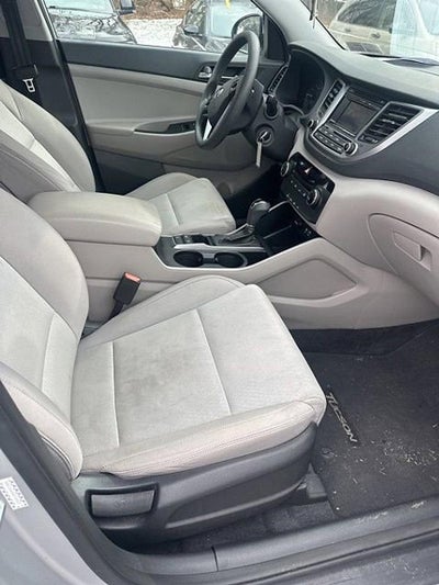 2016 Hyundai TUCSON AWD 4dr SE