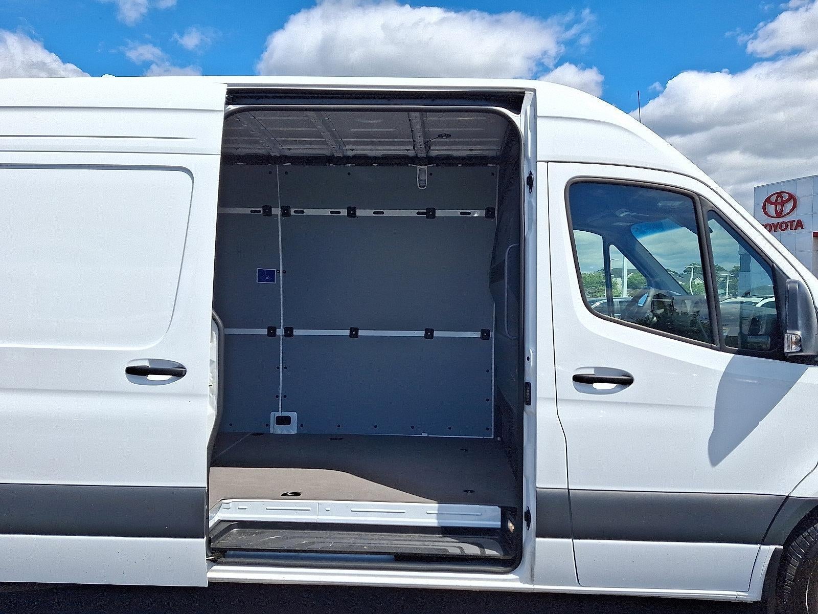 2024 Mercedes-Benz Sprinter Crew Van 2500 High Roof I4 Diesel 170" RWD
