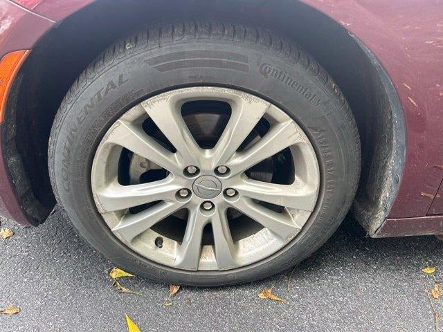 2015 Chrysler 200 4dr Sdn Limited FWD