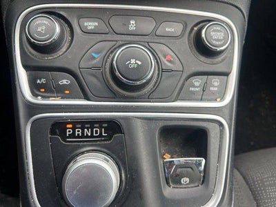 2015 Chrysler 200 4dr Sdn Limited FWD