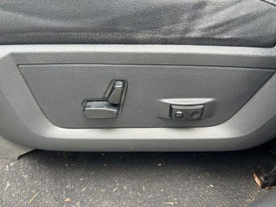 2010 Dodge Ram 1500 4WD Quad Cab 6.3 Ft Box SLT