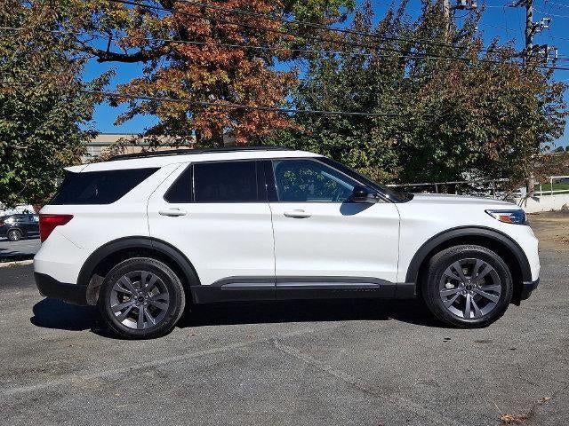 2023 Ford Explorer XLT 4WD