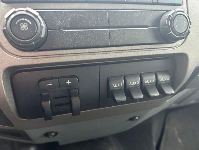 2012 Ford Super Duty F-250 SRW 4WD Crew Cab 6-3/4 Ft Box XLT