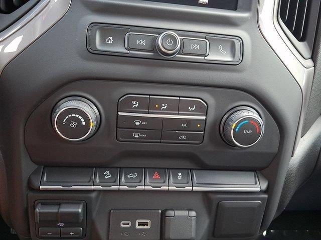 2021 Chevrolet Silverado 1500 Crew Cab Short Box 4-Wheel Drive Custom Trail Boss