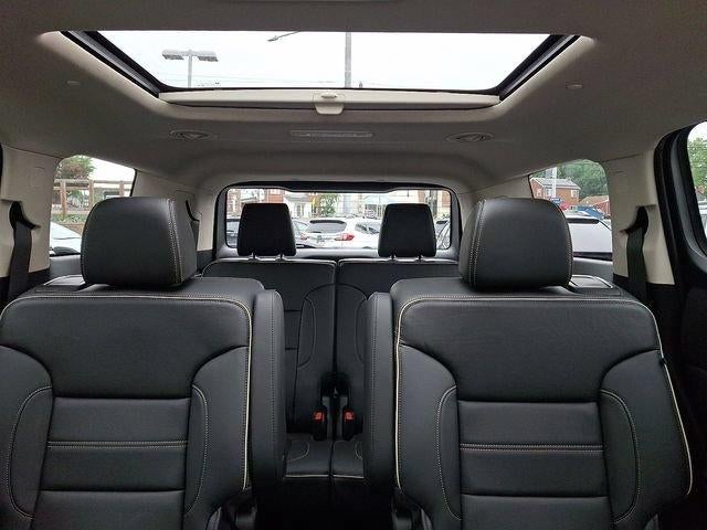 2023 GMC Acadia AWD Denali