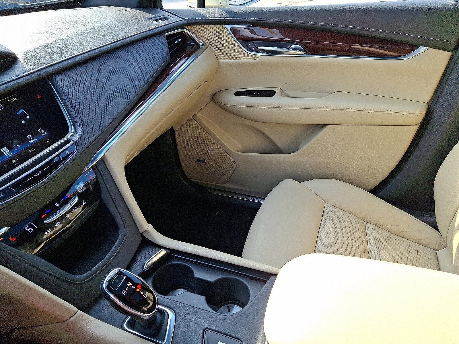 2017 Cadillac XT5 FWD 4dr Luxury