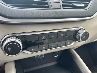 2022 Nissan Altima 2.5 SV Sedan