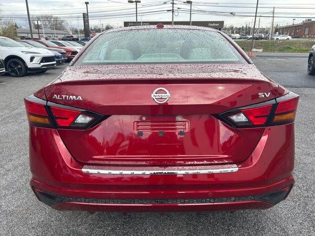 2022 Nissan Altima 2.5 SV Sedan