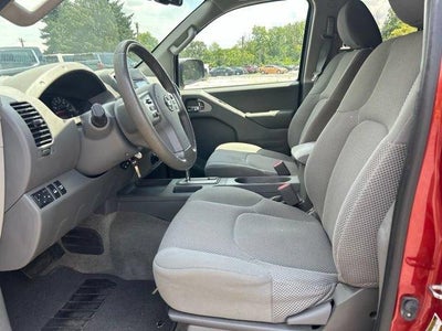 2017 Nissan Frontier Crew Cab 4x4 SV V6 Auto *Ltd Avail*
