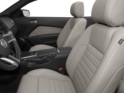 2014 Ford Mustang 2dr Conv V6