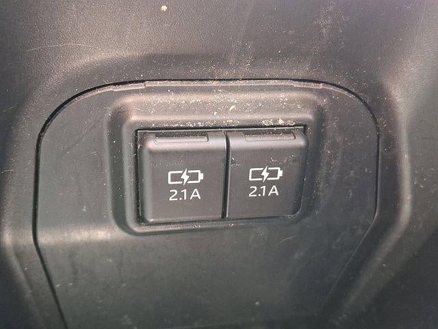 2020 Toyota RAV4 XLE AWD (Natl)