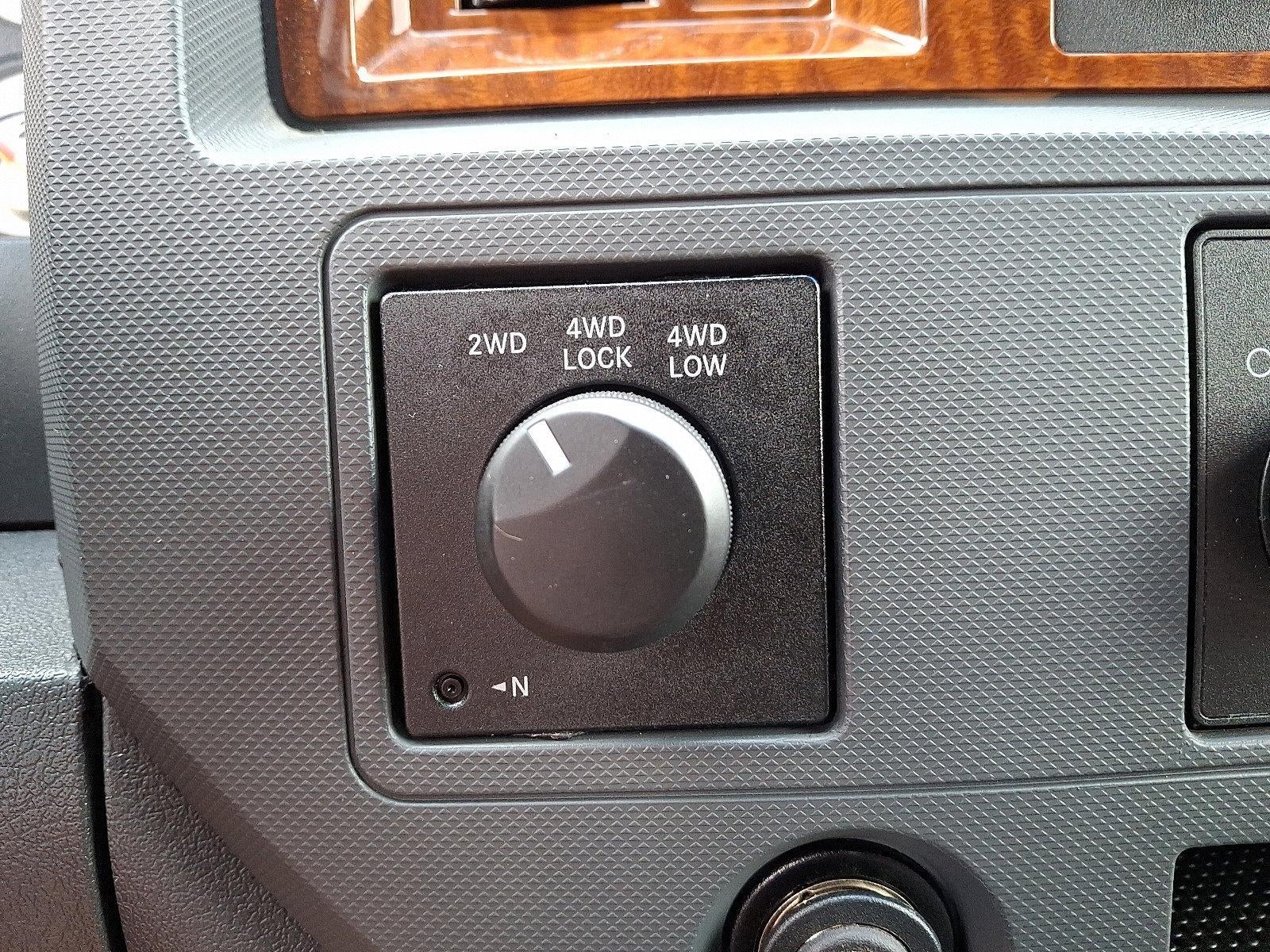 2006 Dodge Ram 2500 4WD Mega Cab 6.3 Ft Box SLT