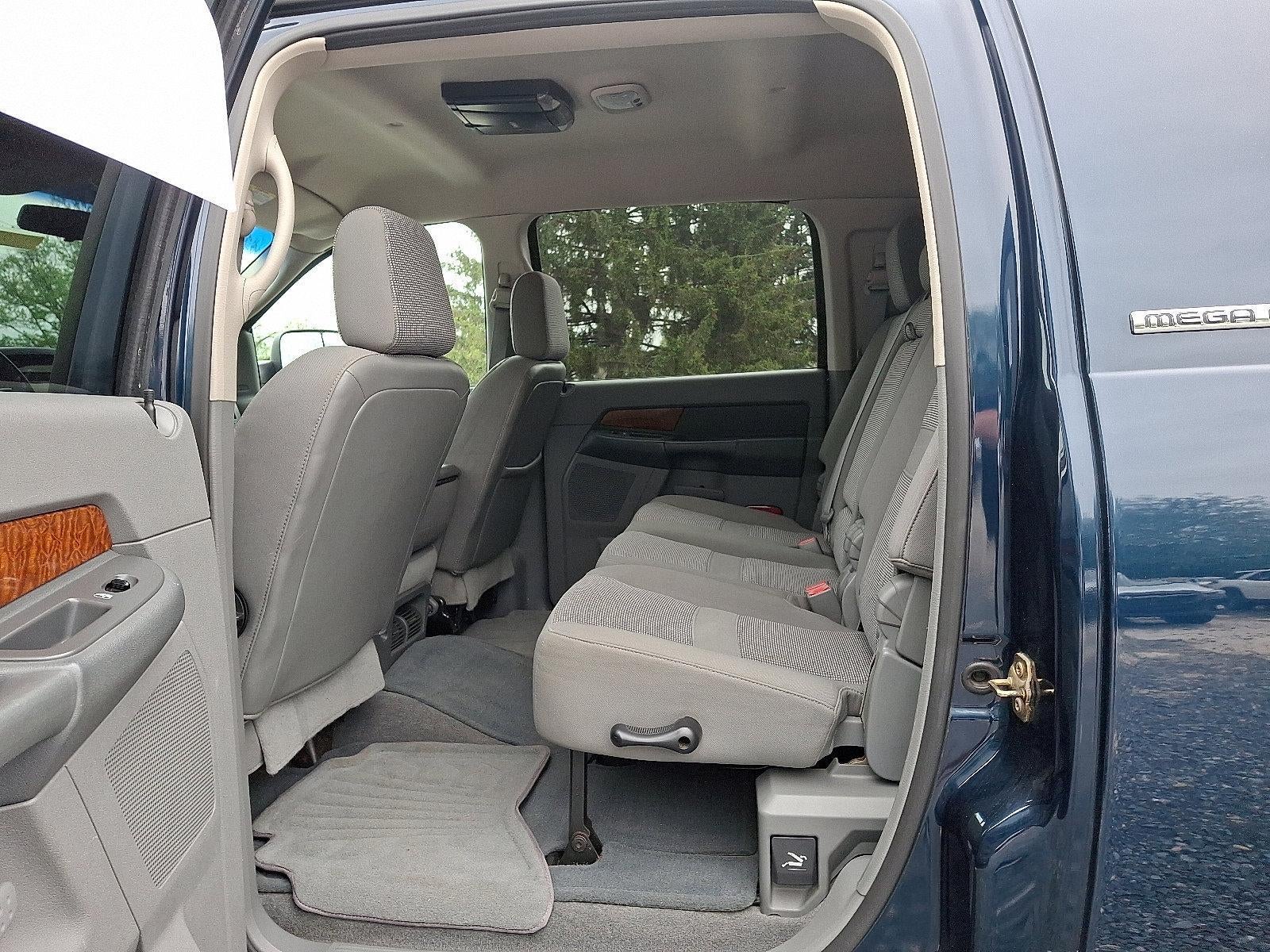 2006 Dodge Ram 2500 4WD Mega Cab 6.3 Ft Box SLT