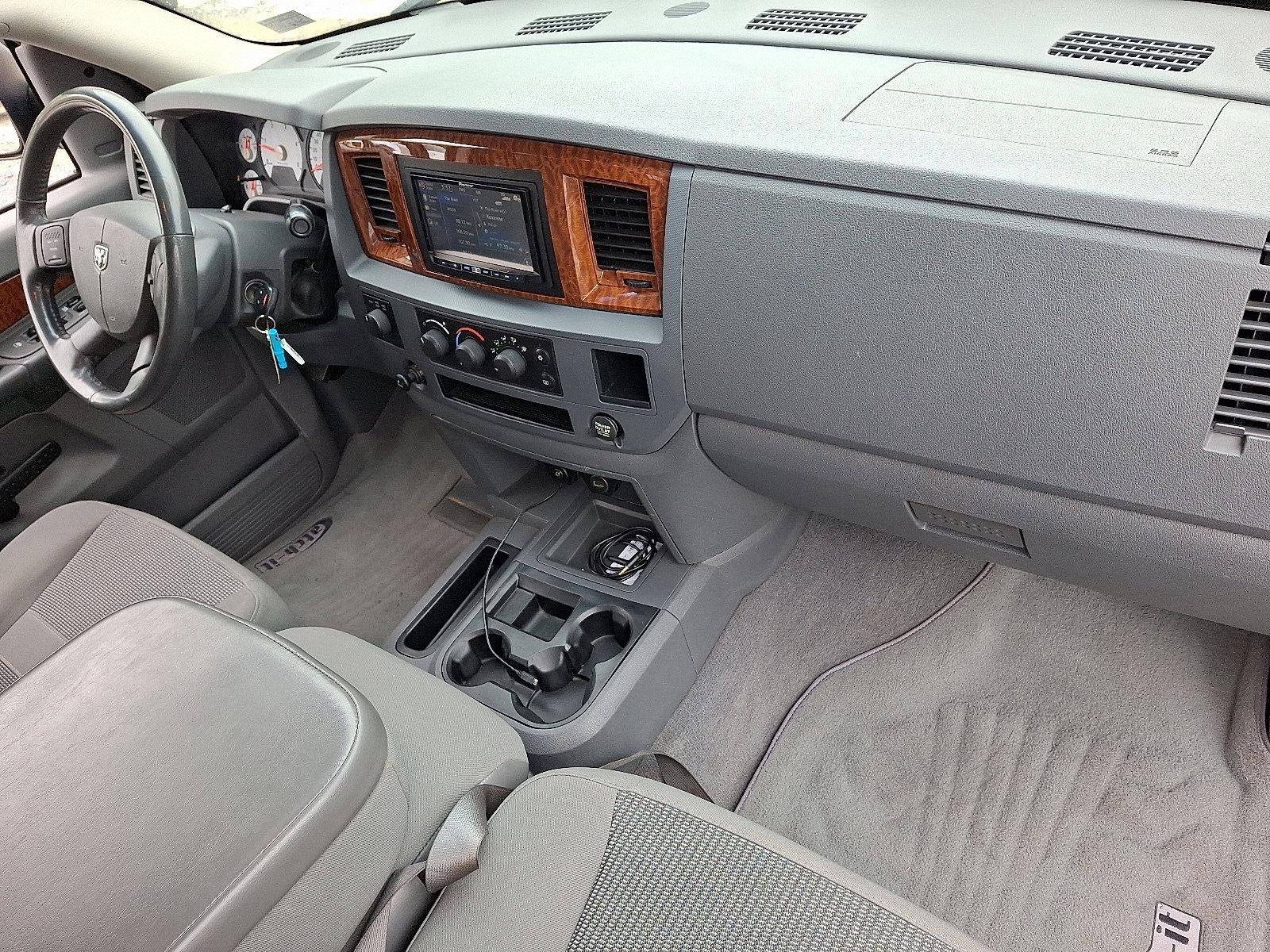 2006 Dodge Ram 2500 4WD Mega Cab 6.3 Ft Box SLT