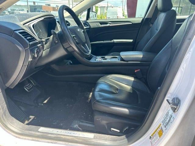 2017 Ford Fusion Titanium FWD