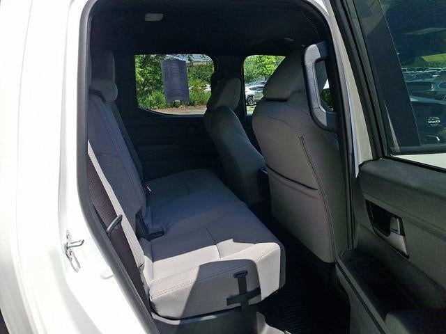 2024 Toyota Tacoma 4WD 4WD SR5 Double Cab 5' Bed AT (GS)