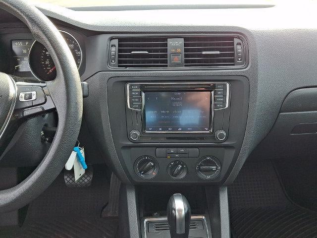2016 Volkswagen Jetta 4dr Auto 1.4T S with Technology Sedan