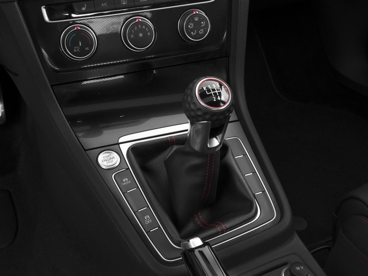 2017 Volkswagen Golf GTI 2.0T 4-Door SE DSG