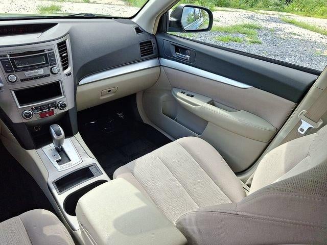 2013 Subaru Outback 2.5i Automatic