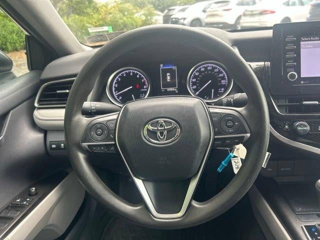 2022 Toyota Camry LE Auto (SE)