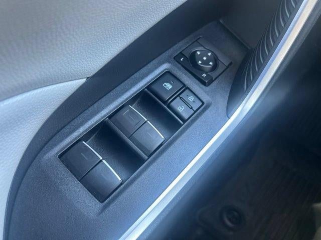 2022 Toyota RAV4 Hybrid XLE AWD (Natl)