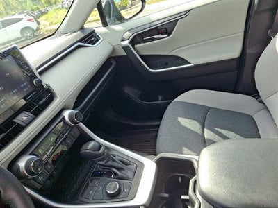 2022 Toyota RAV4 Hybrid XLE AWD (Natl)