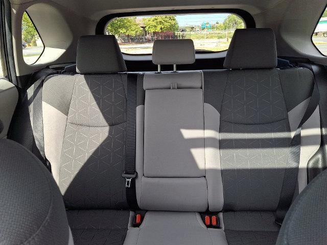 2022 Toyota RAV4 Hybrid XLE AWD (Natl)