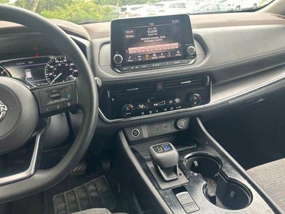 2022 Nissan Rogue AWD SV