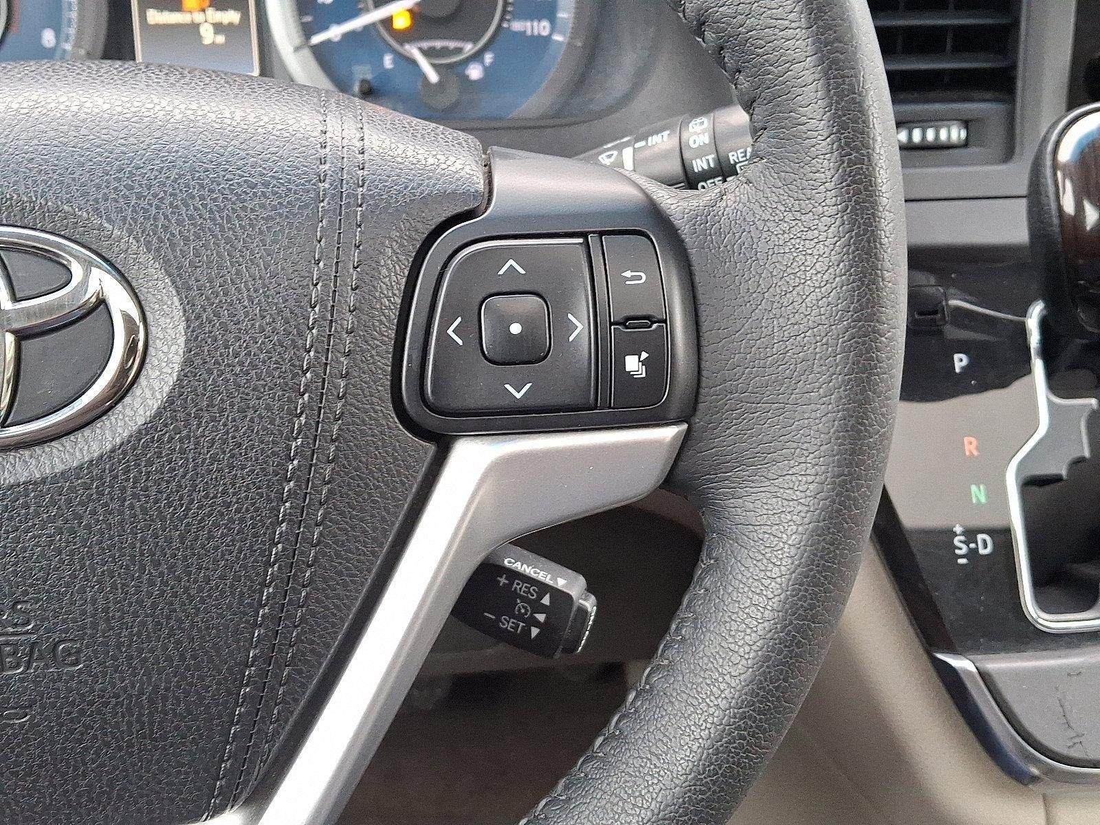 2015 Toyota Sienna 5dr 8-Pass Van XLE FWD (Natl)