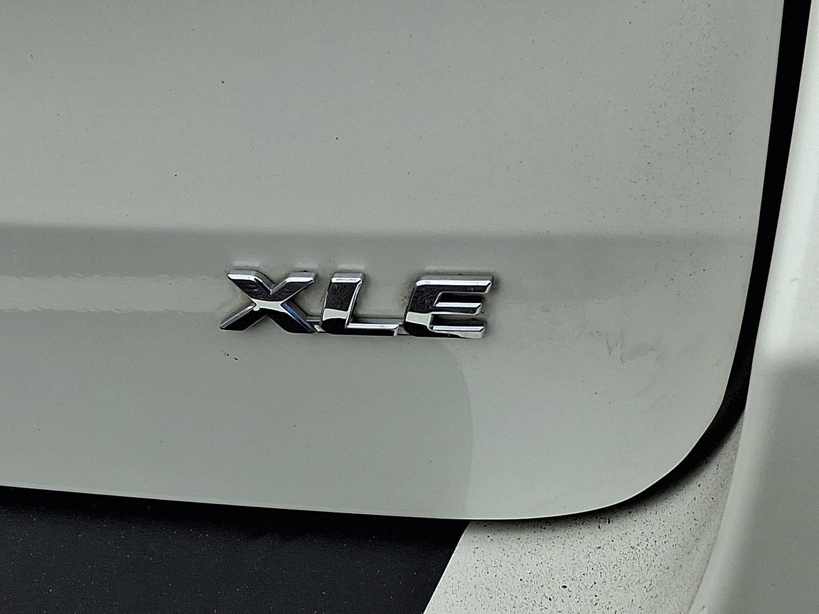 2015 Toyota Sienna 5dr 8-Pass Van XLE FWD (Natl)