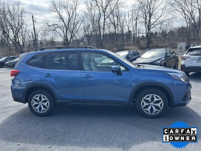 2022 Subaru Forester Premium CVT