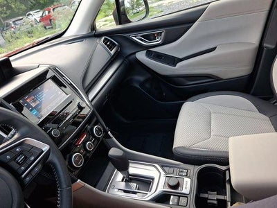2021 Subaru Forester Premium CVT