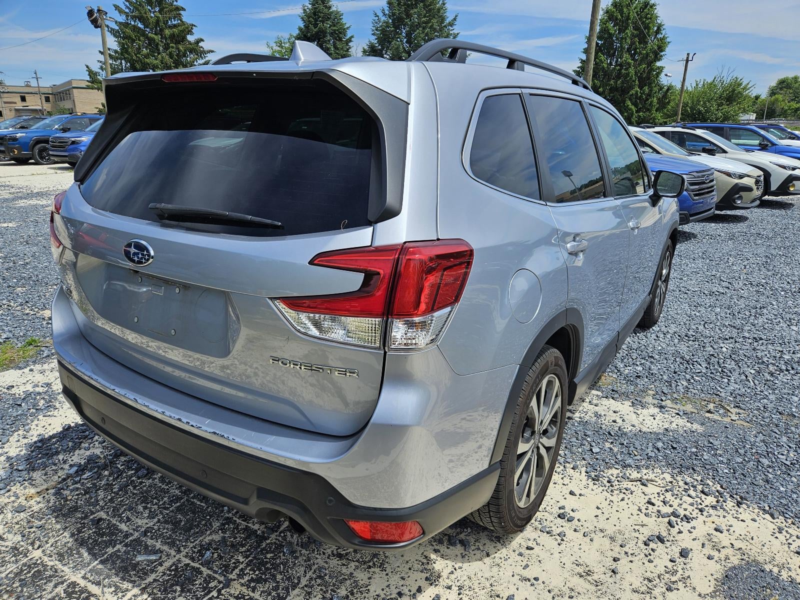 2022 Subaru Forester Limited CVT
