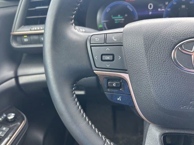 2024 Toyota Crown XLE AWD (Natl)