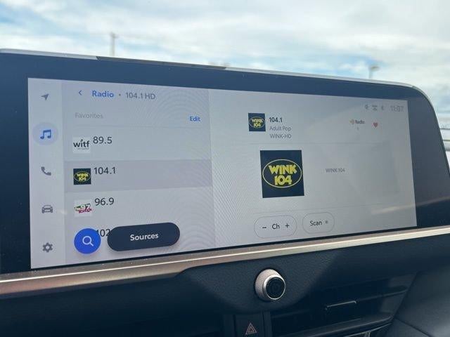 2024 Toyota Crown XLE AWD (Natl)