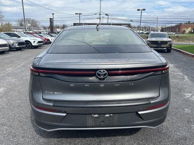 2024 Toyota Crown XLE AWD (Natl)