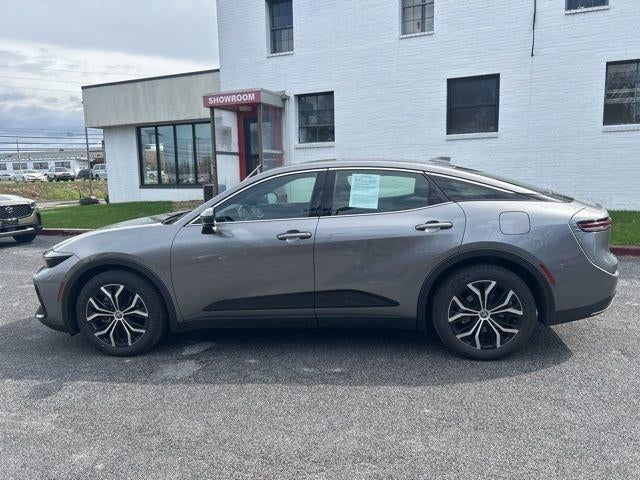 2024 Toyota Crown XLE AWD (Natl)