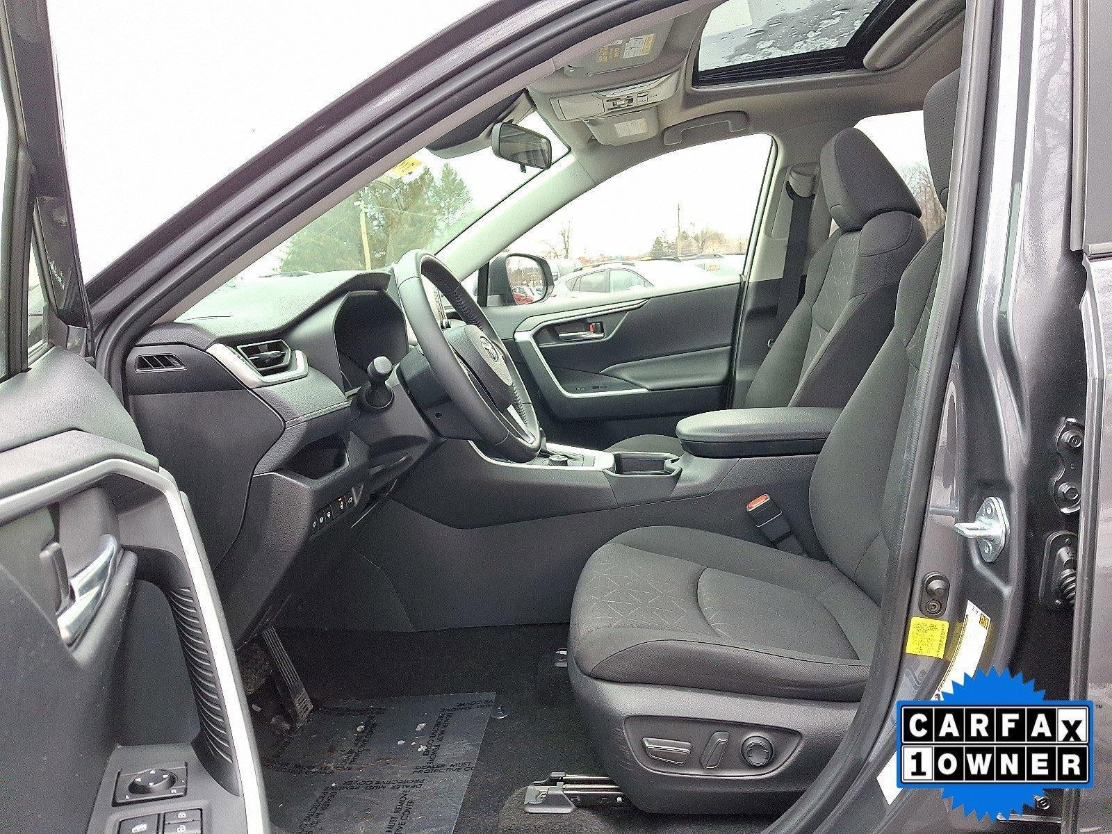 2021 Toyota RAV4 Hybrid XLE AWD (Natl)