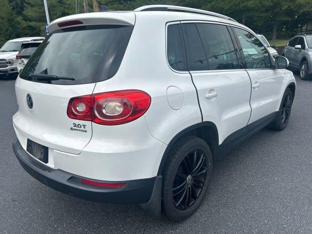 2011 Volkswagen Tiguan 4WD 4dr SEL 4Motion