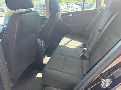 2017 Volkswagen Tiguan Limited 2.0T 4MOTION