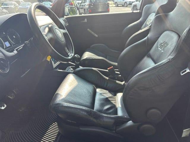 2004 Volkswagen R32 2dr HB 6-spd Manual